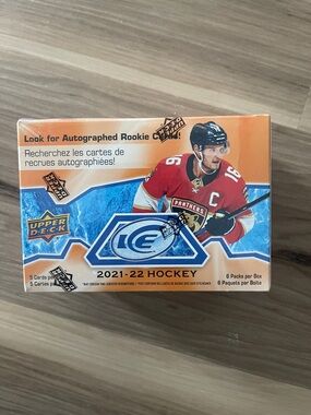 Upper Deck ICE 2021-22 Hockey Trading Card Box - Red & Blue